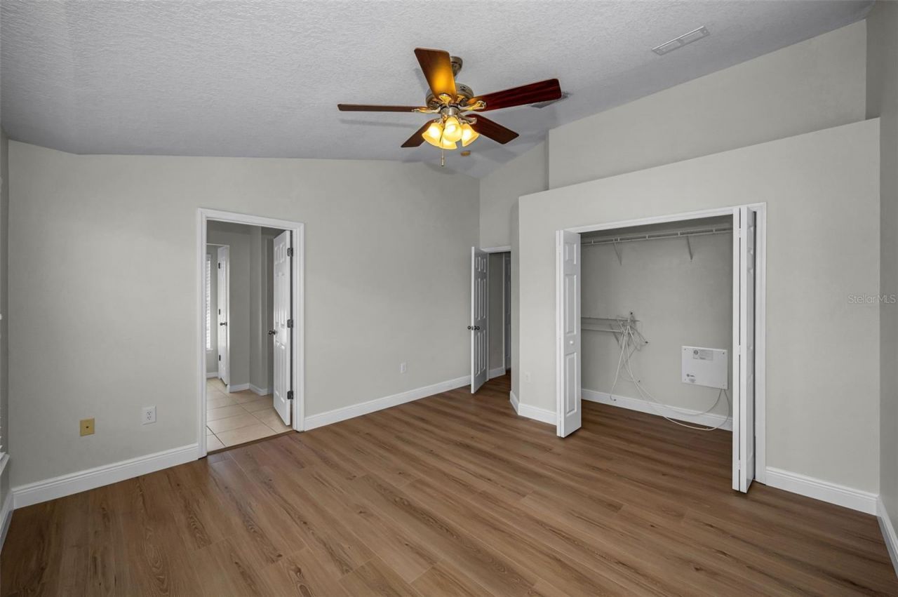 617 52nd Avenue N, Saint Petersburg, FL 33703 Photo