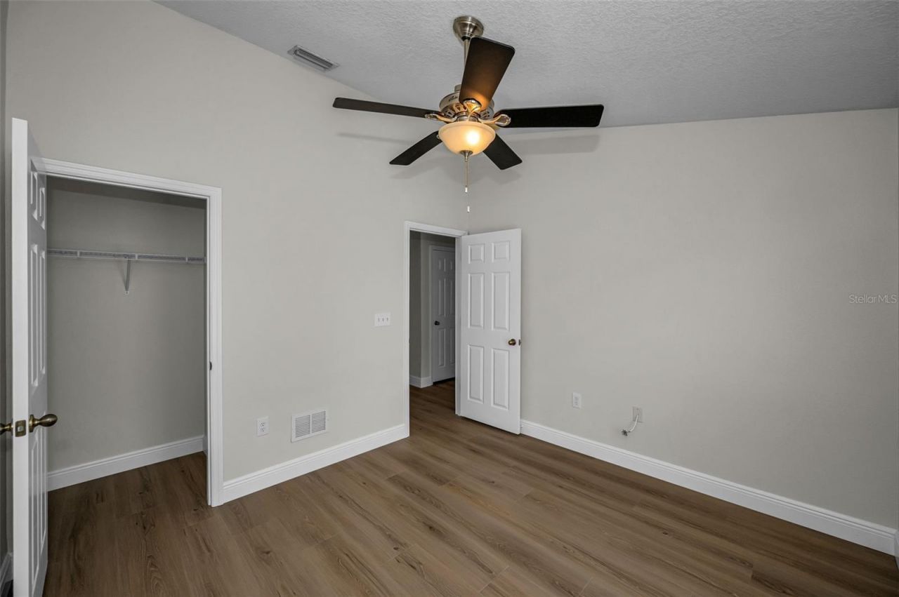 617 52nd Avenue N, Saint Petersburg, FL 33703 Photo