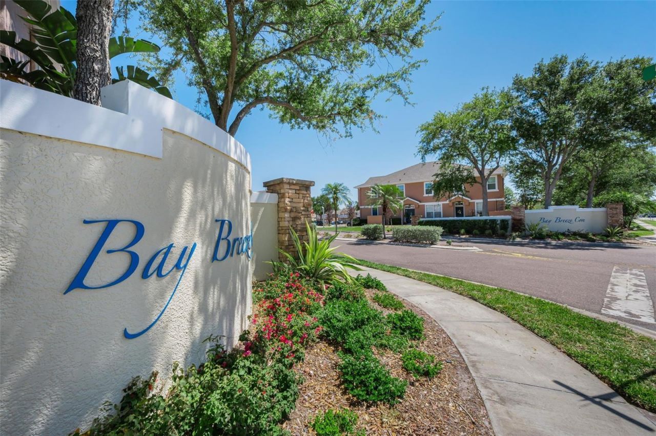 617 52nd Avenue N, Saint Petersburg, FL 33703 Photo