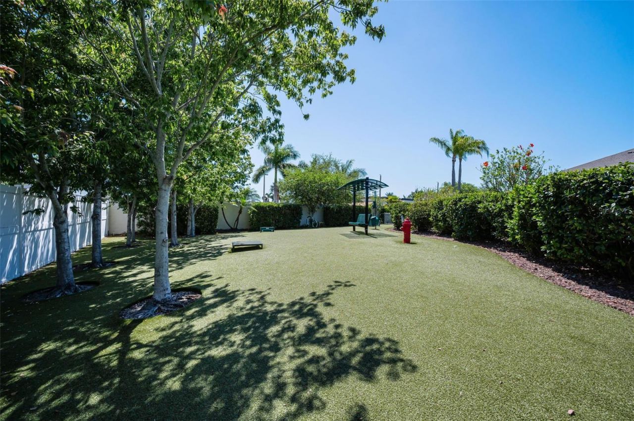 617 52nd Avenue N, Saint Petersburg, FL 33703 Photo