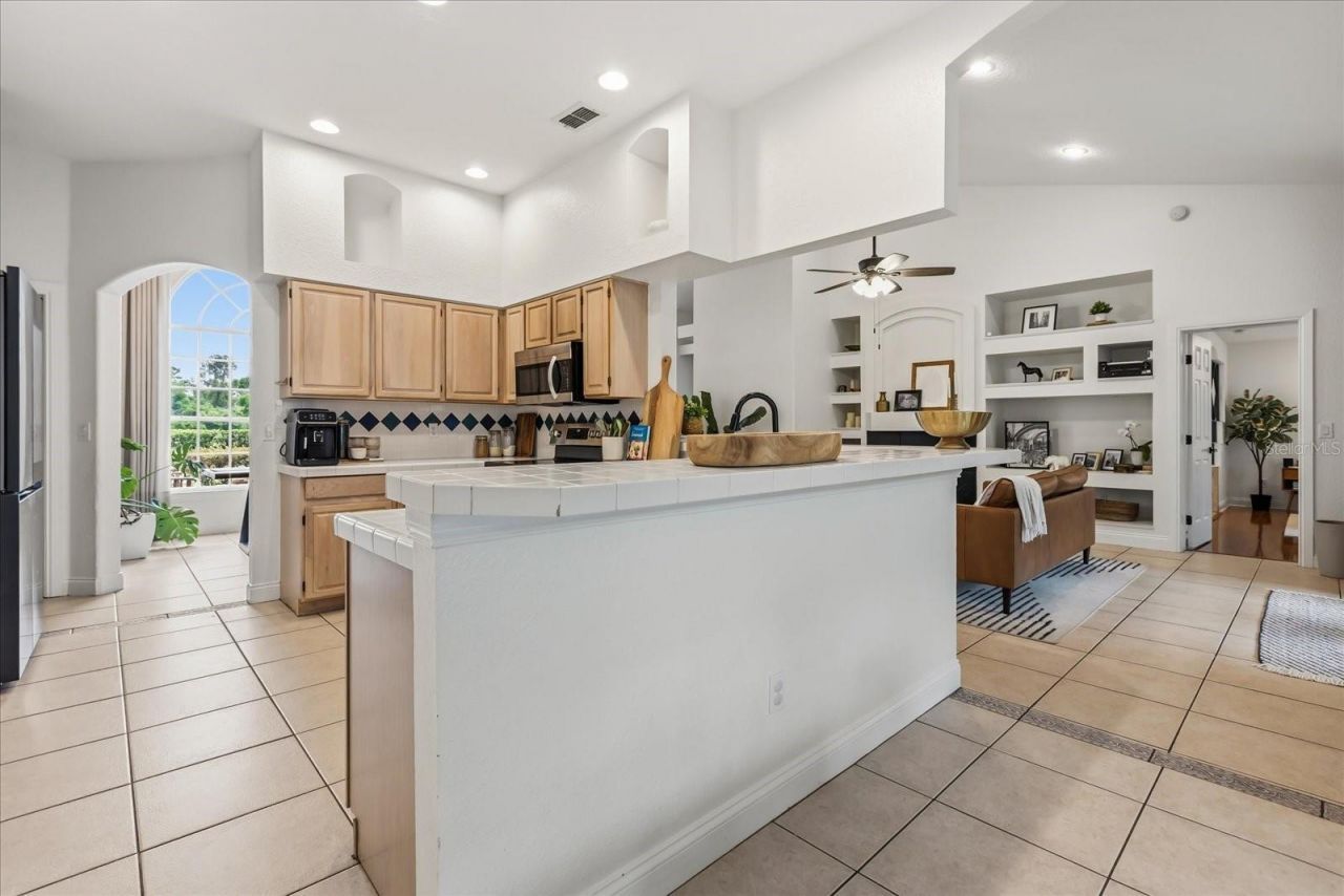 1934 Thoroughbred Drive , Gotha, FL 34734 Photo