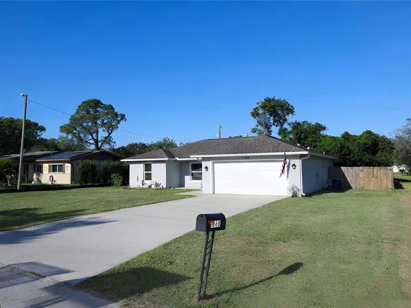 1068 MAYFLOWER AVENUE , DELTONA, FL 32725