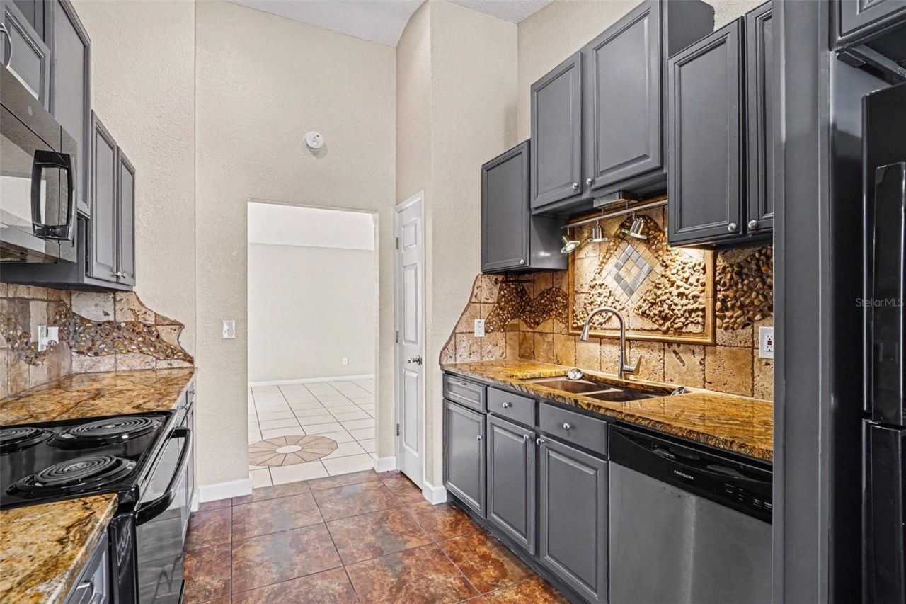 4621 Devon Avenue, Lakeland, FL 33813 Photo