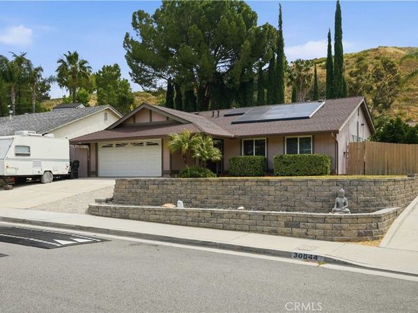 30046 Abelia, Canyon Country, CA 91387