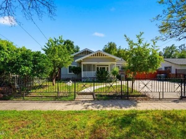 272 Del Monte Street, Pasadena, CA 91103