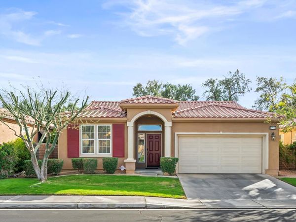 2651 Desert Breeze Way, Palm Springs, CA 92262