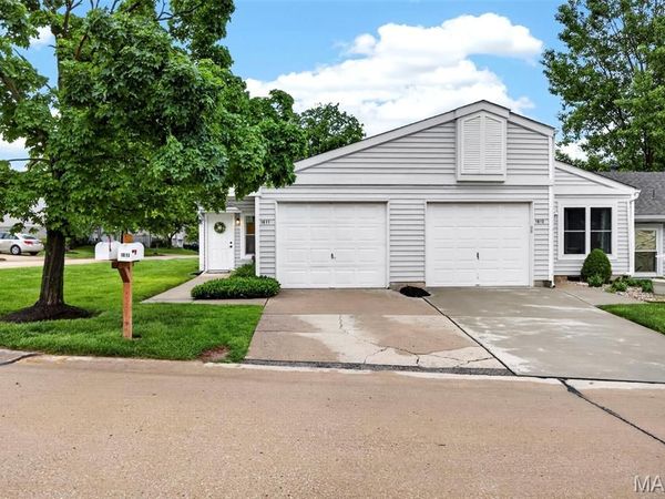 1611 Claydell Drive, Unit 18, St Peters, MO 63376