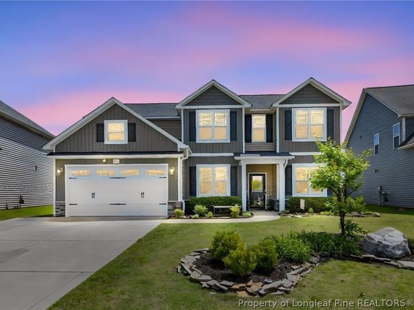 1676 Man O War Drive, Hope Mills, NC 28348
