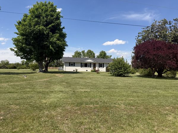 120 Walker Rd , Cottontown, TN 37048