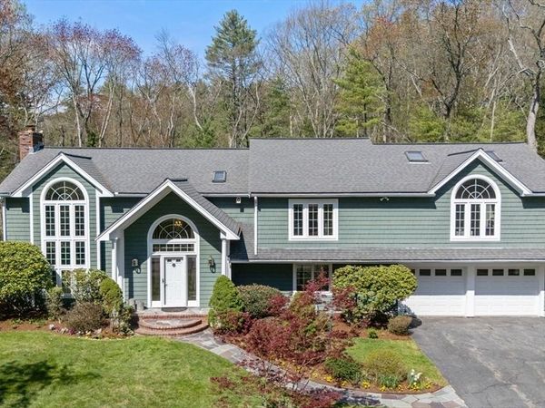 13 Cot Hill Road, Bedford, MA 01730