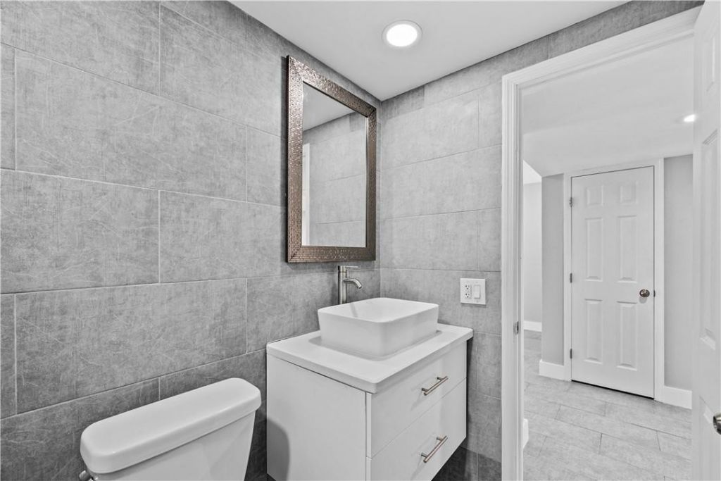 1470 N Dixie Highway, Unit 2, Fort Lauderdale, FL 33304 Photo