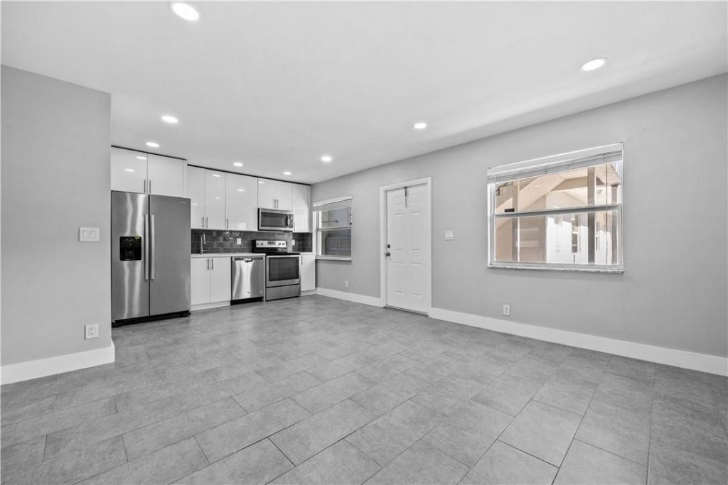 1470 N Dixie Highway, Unit 2, Fort Lauderdale, FL 33304 Photo