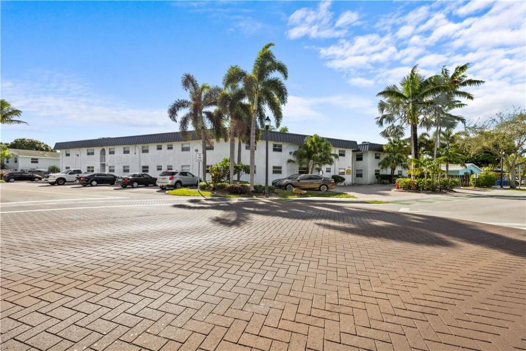 1470 N Dixie Highway, Unit 2, Fort Lauderdale, FL 33304 Photo