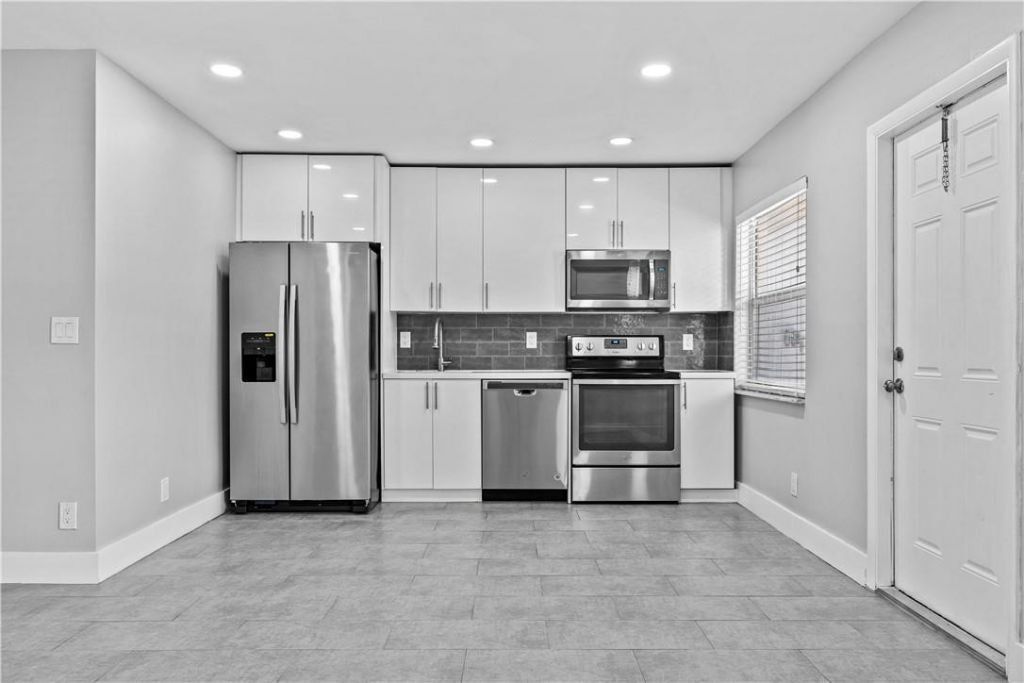 1470 N Dixie Highway, Unit 2, Fort Lauderdale, FL 33304 Photo