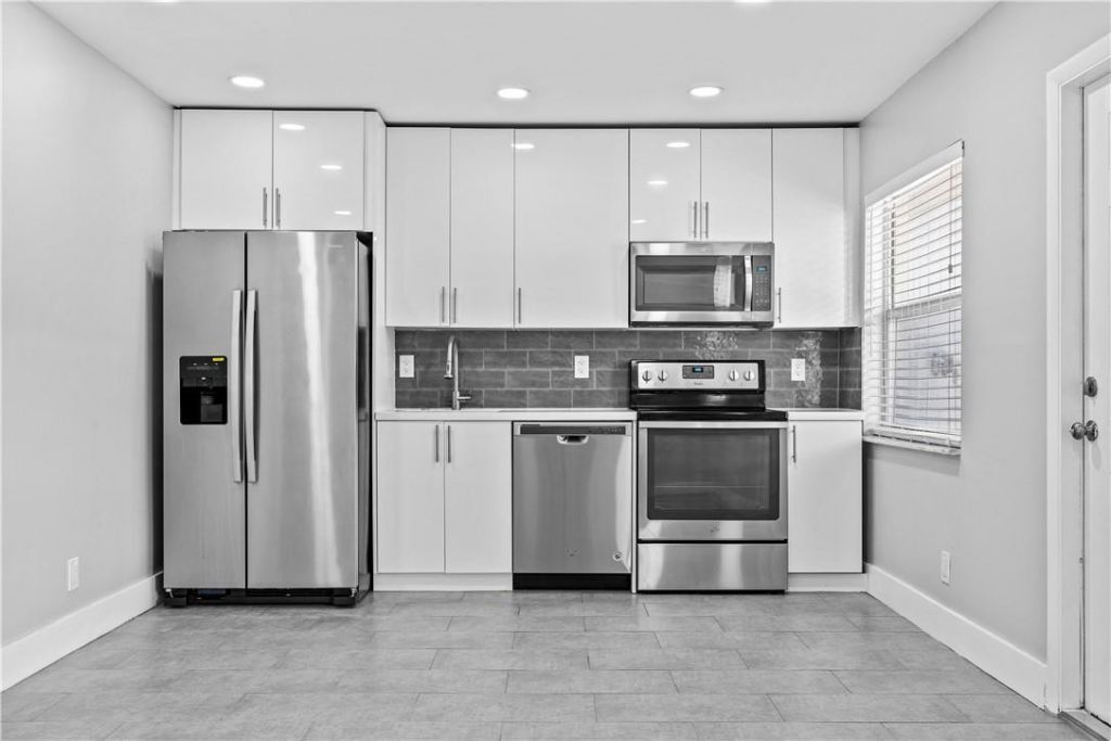 1470 N Dixie Highway, Unit 2, Fort Lauderdale, FL 33304 Photo