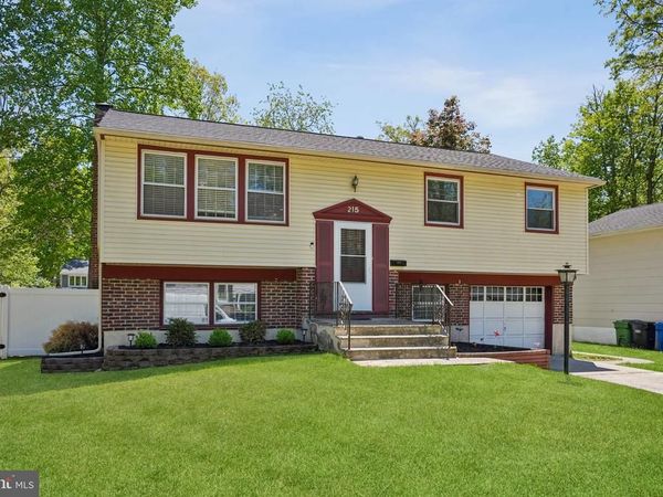 215 WEDGEWOOD, BLACKWOOD, NJ 08012