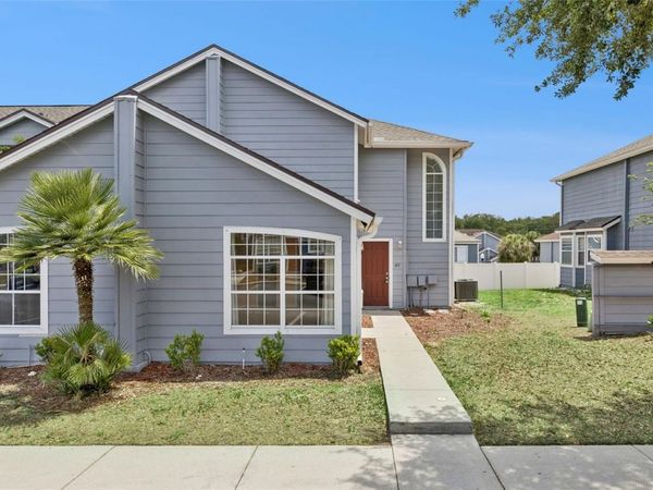 143 MANGO DRIVE , DAVENPORT, FL 33897