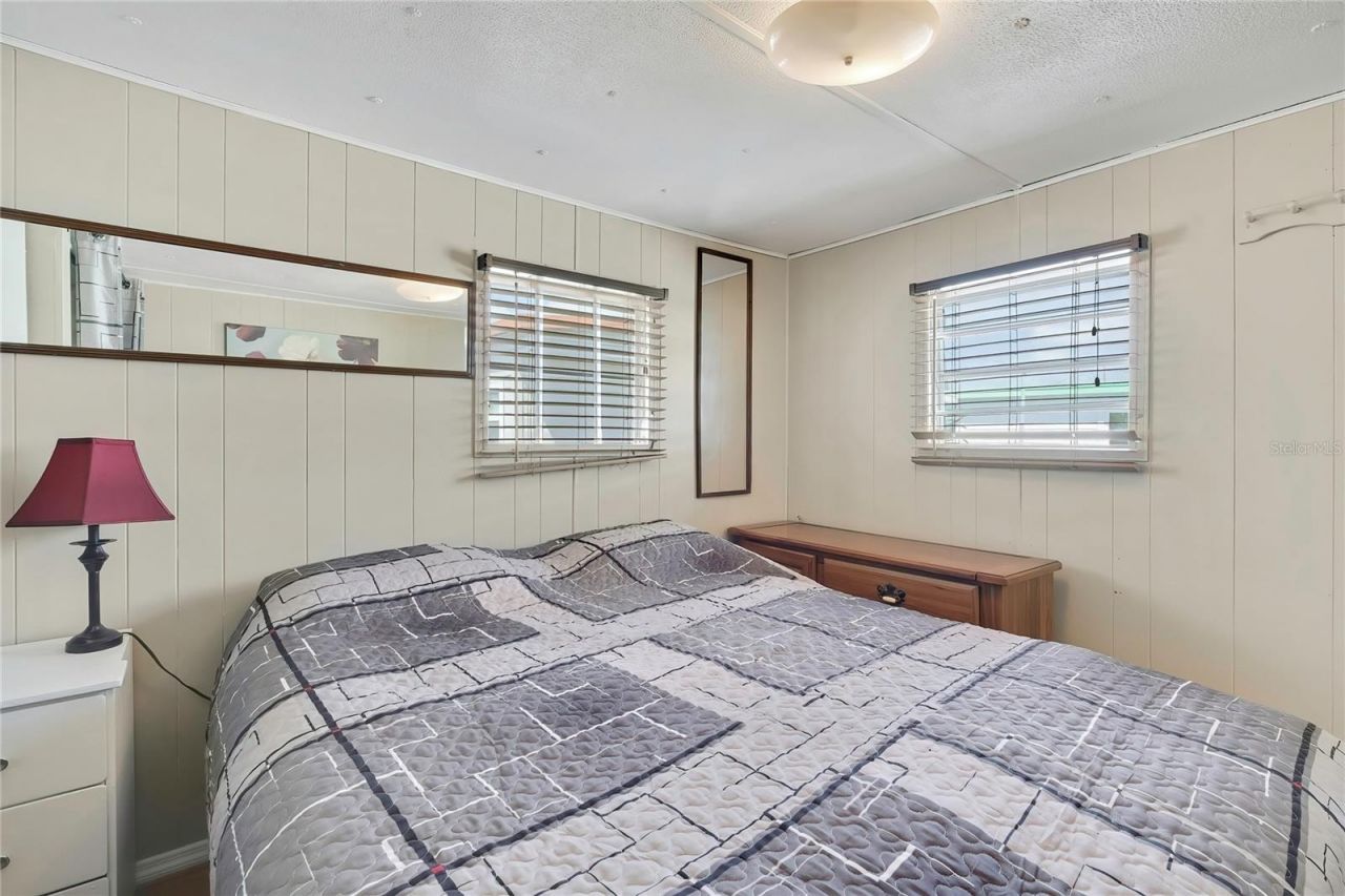 770 32nd Avenue S, Unit 522, Saint Petersburg, FL 33705 Photo