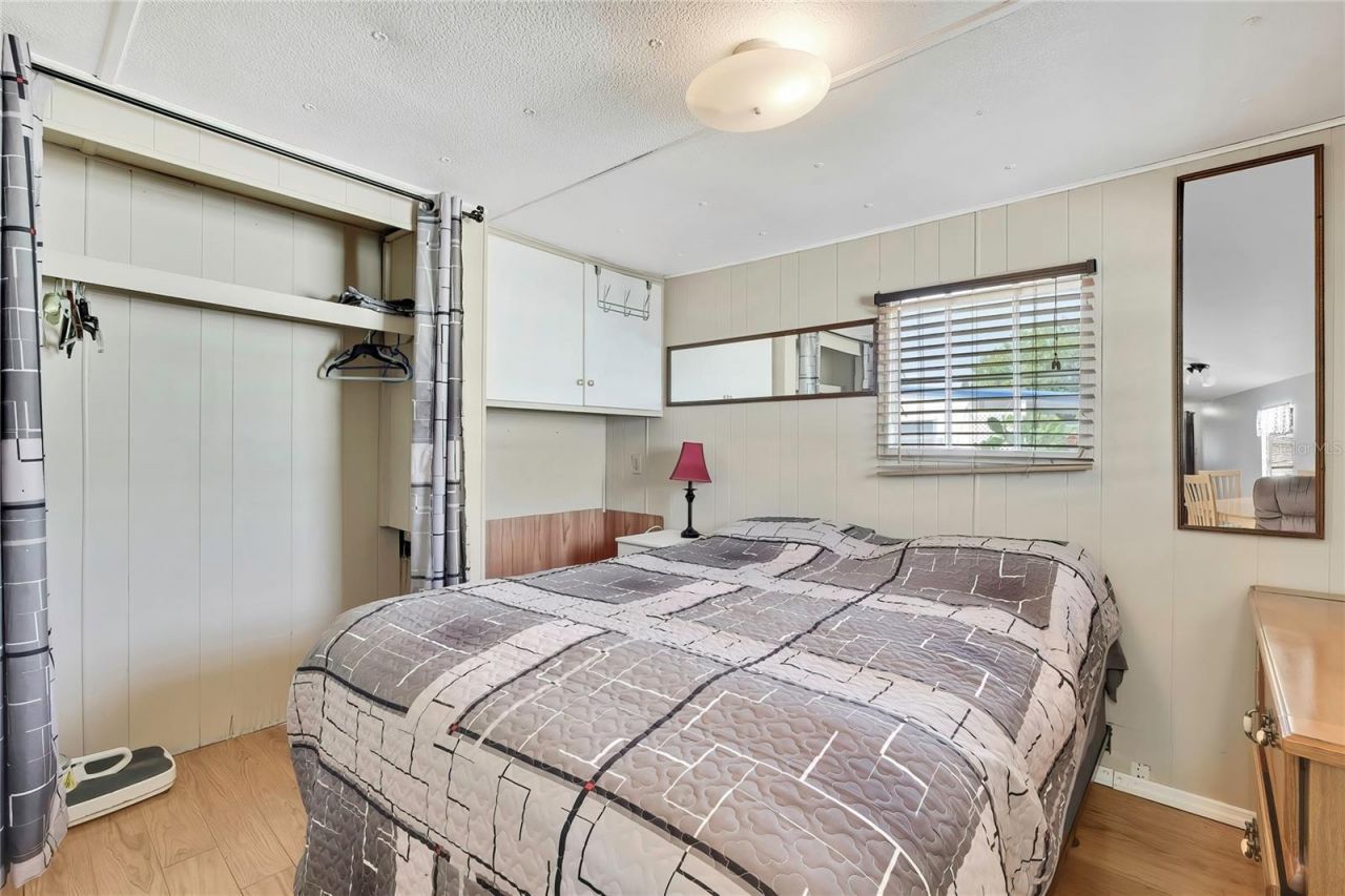 770 32nd Avenue S, Unit 522, Saint Petersburg, FL 33705 Photo