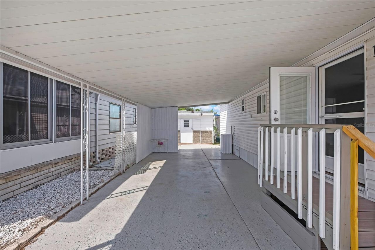 770 32nd Avenue S, Unit 522, Saint Petersburg, FL 33705 Photo