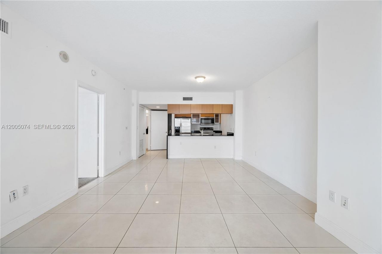 1750 N Bayshore Dr , Unit 1504, Miami, FL 33132 Photo