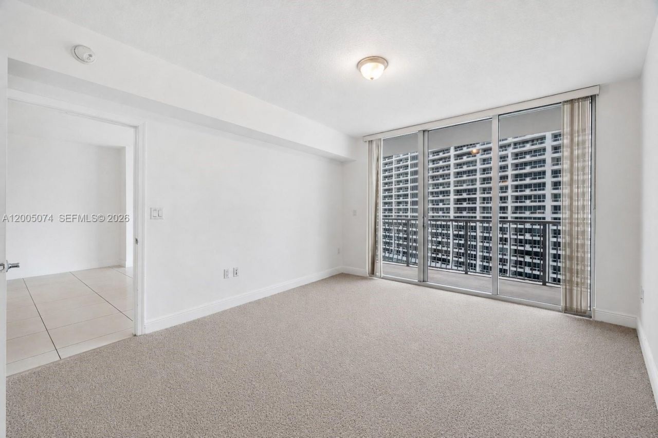1750 N Bayshore Dr , Unit 1504, Miami, FL 33132 Photo