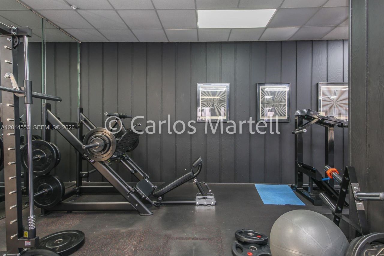 2780 NE 183rd St, Unit 1, Aventura, FL 33160 Photo