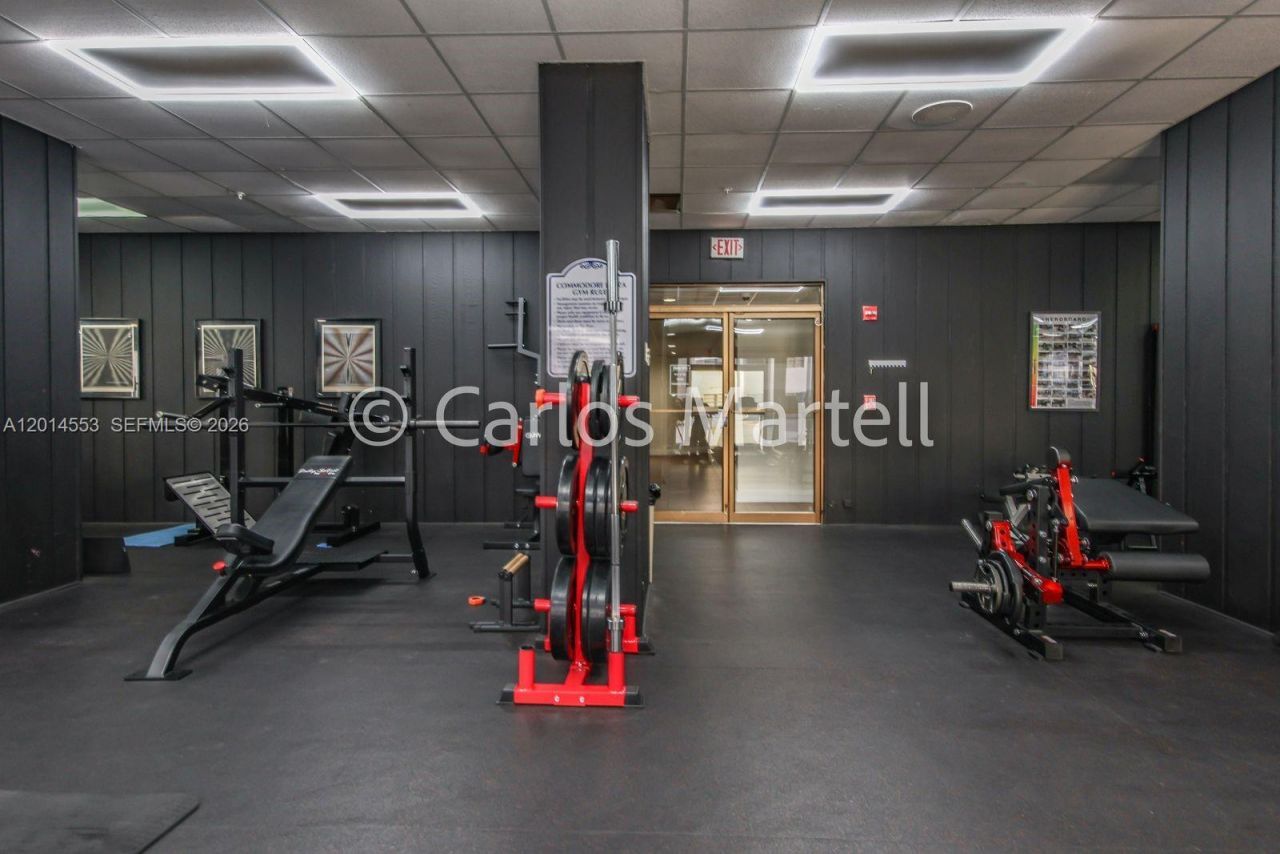 2780 NE 183rd St, Unit 1, Aventura, FL 33160 Photo