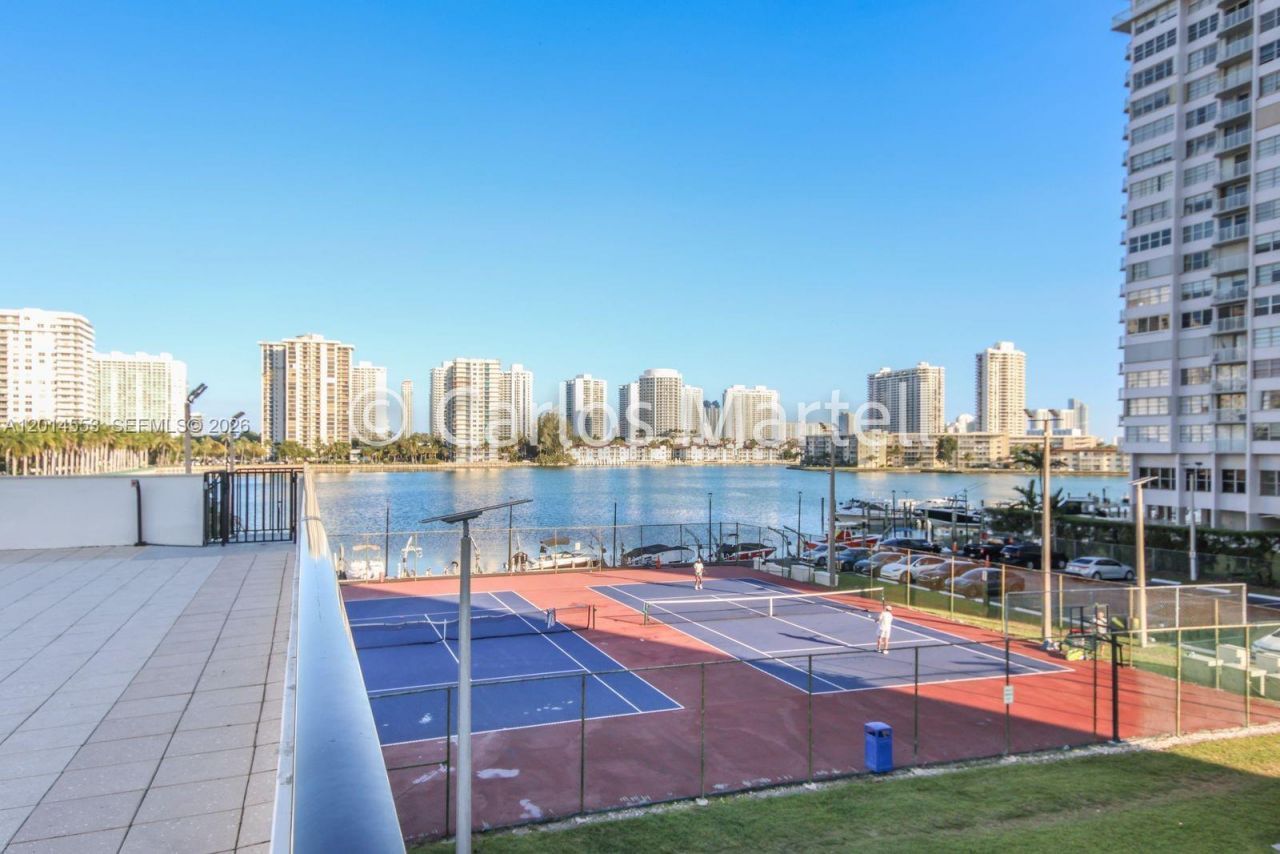 2780 NE 183rd St, Unit 1, Aventura, FL 33160 Photo