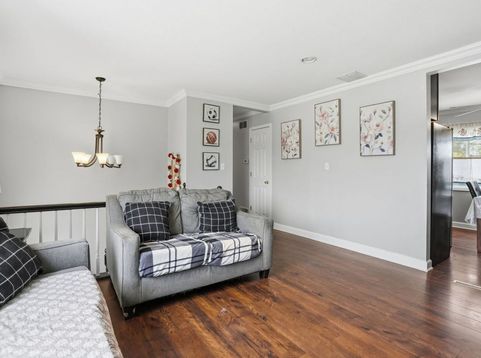 Main Photo