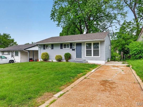 143 Grampian Road , St Louis, MO 63137