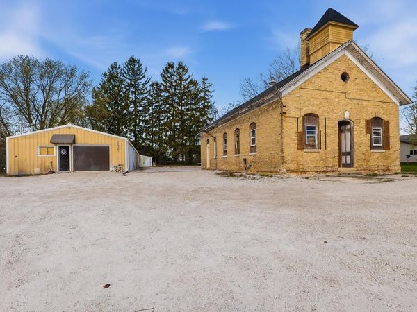 2204 Rapids ROAD, Manitowoc, WI 54220