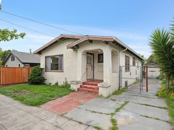 2534 Mathews Street, Berkeley, CA 94702