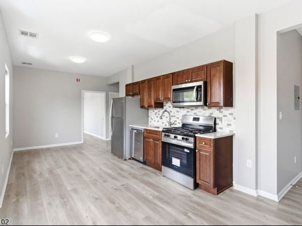 456 Avon Ave, Unit 33L, Newark, NJ 07108
