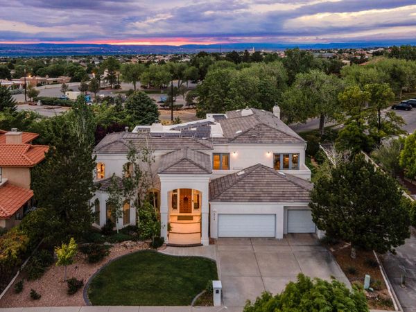6513 Meadow Hills Street NE, Albuquerque, NM 87111