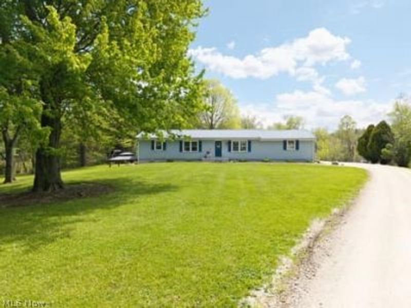 6258 Kennard Road N, Medina, OH 44256 Photo 2