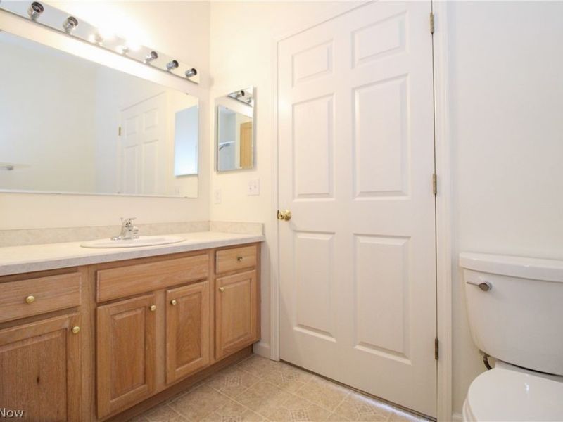 5645 Clingan Road, Unit 7B, Struthers, OH 44471 Photo 17