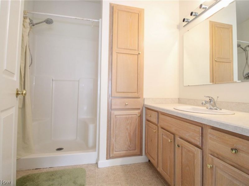 5645 Clingan Road, Unit 7B, Struthers, OH 44471 Photo 18