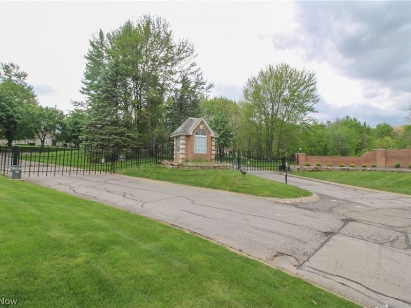 5645 Clingan Road, Unit 7B, Struthers, OH 44471 Photo 34