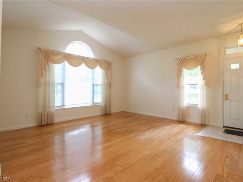 5645 Clingan Road, Unit 7B, Struthers, OH 44471 Photo 5