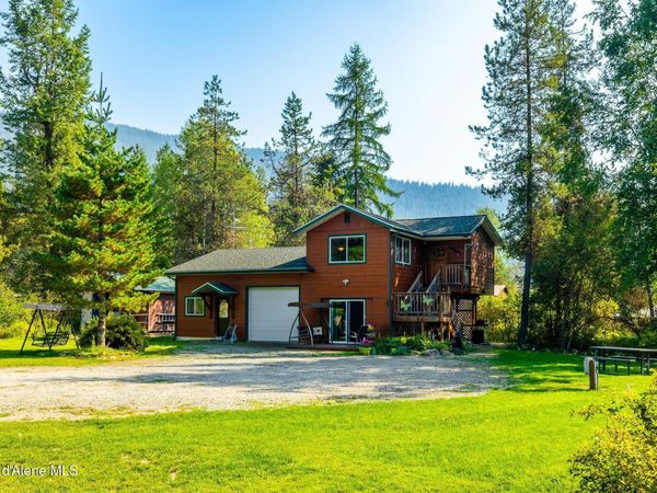 5574 Moyie River RD , Bonners Ferry, ID 83805