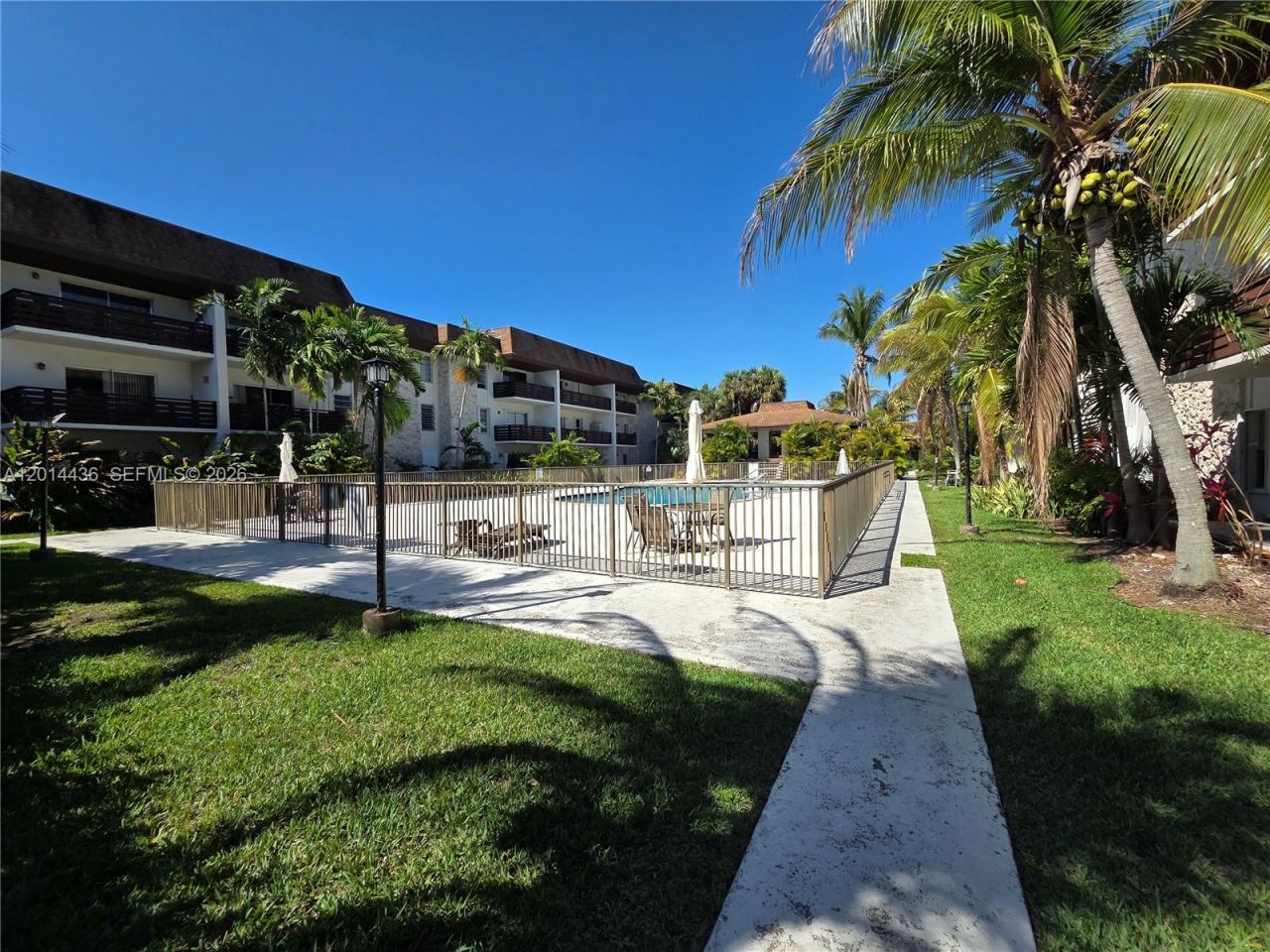 7477 SW 82nd St , Unit C115, Miami, FL 33143 Photo