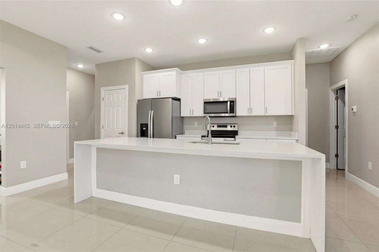 2908 SW 9th St , Lehigh Acres, FL 33976 Photo