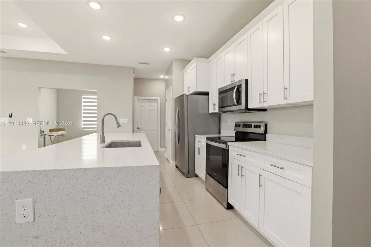 2908 SW 9th St , Lehigh Acres, FL 33976 Photo