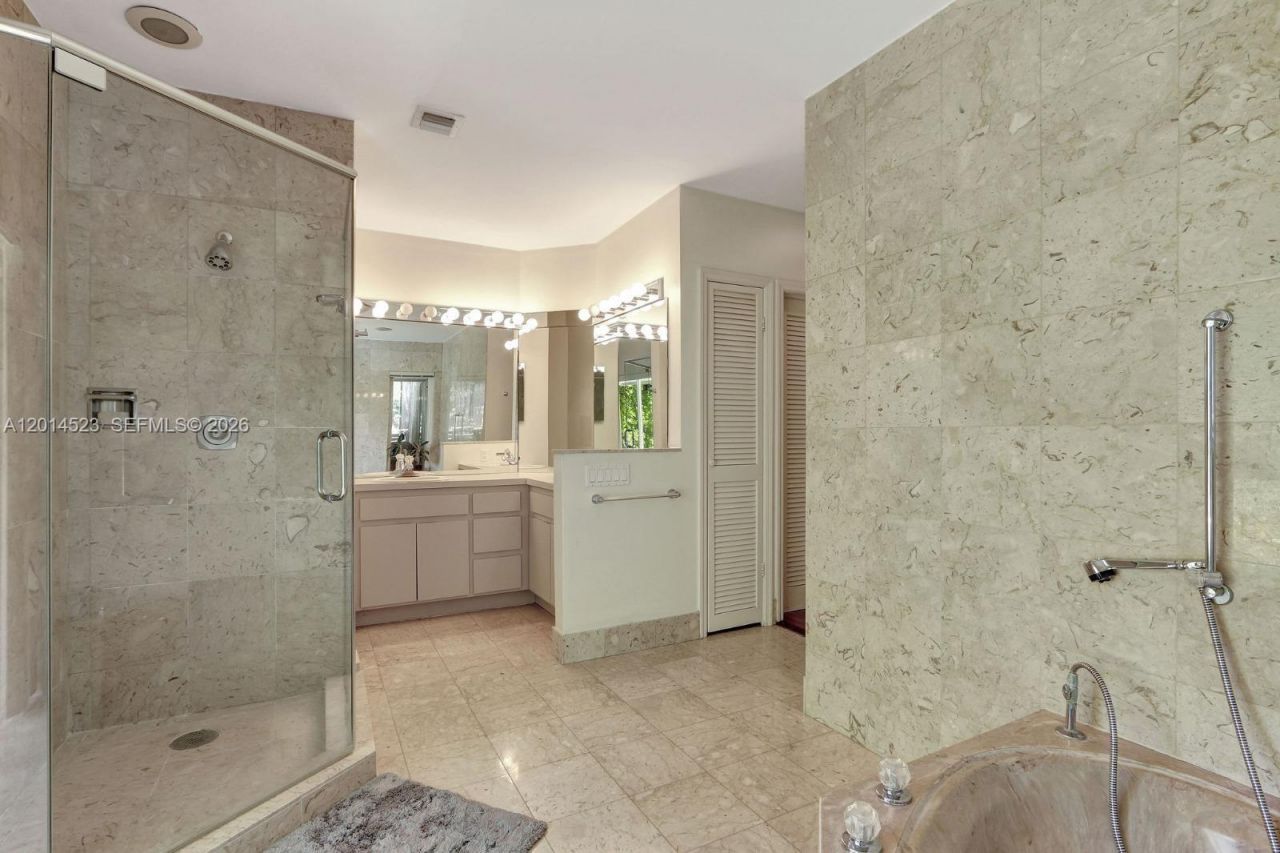 6255 SW 92nd St, Pinecrest, FL 33156 Photo