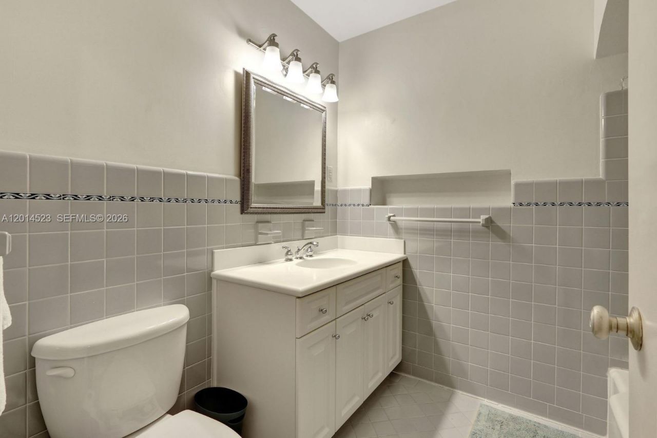 6255 SW 92nd St, Pinecrest, FL 33156 Photo