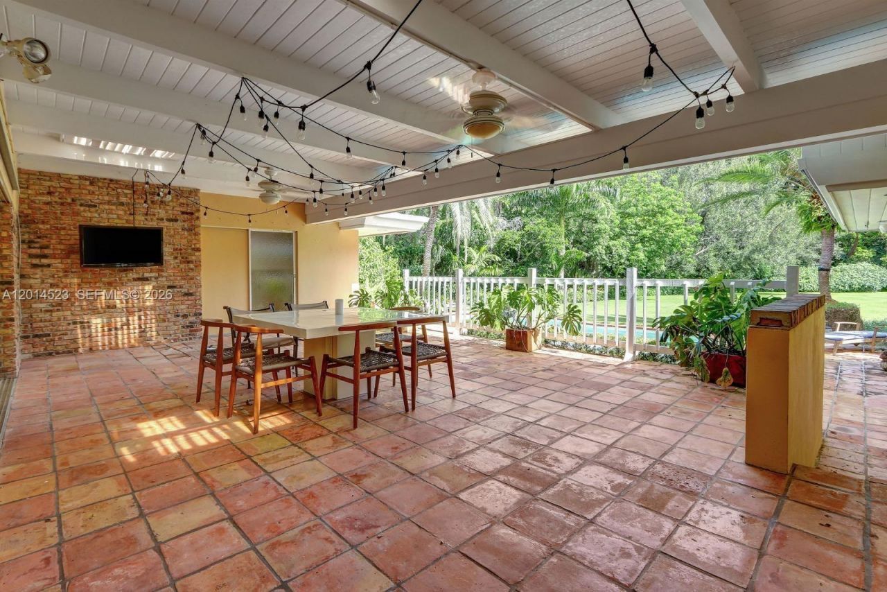 6255 SW 92nd St, Pinecrest, FL 33156 Photo