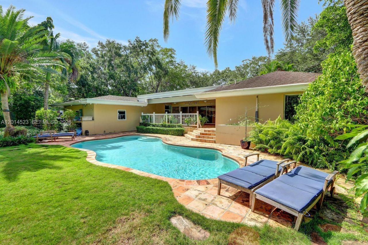 6255 SW 92nd St, Pinecrest, FL 33156 Photo
