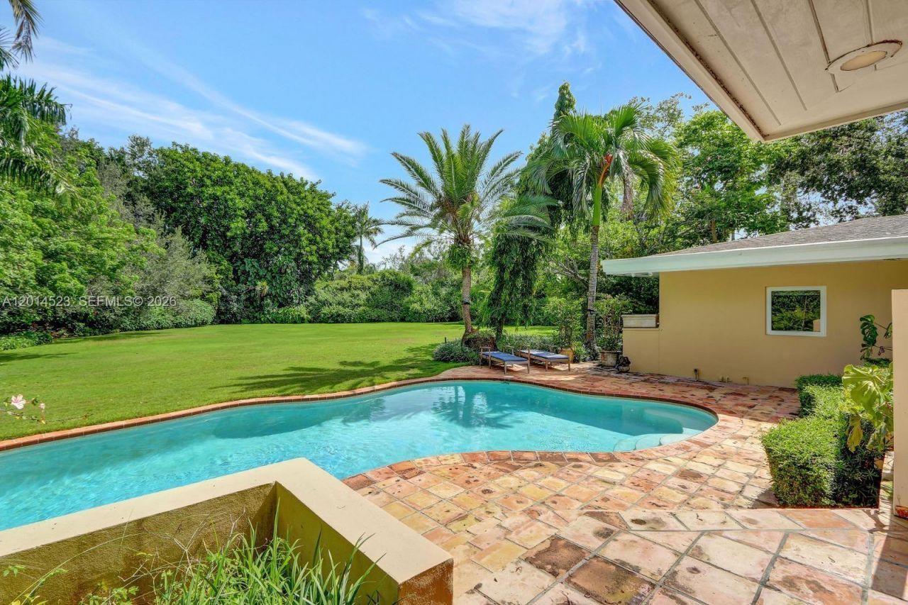 6255 SW 92nd St, Pinecrest, FL 33156 Photo