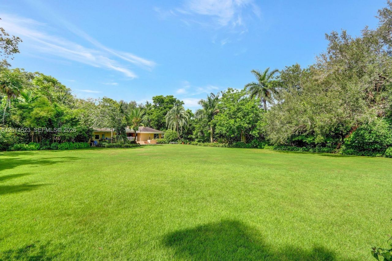 6255 SW 92nd St, Pinecrest, FL 33156 Photo